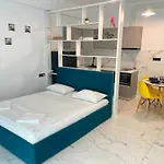 Apartment Sea On