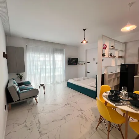 Apartment Sea On *