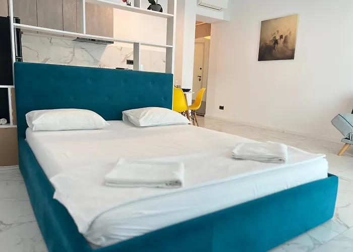 Sea One Apartament *